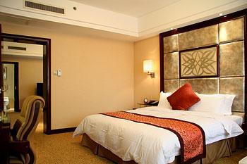 Ramada Plaza Peace Shanghai