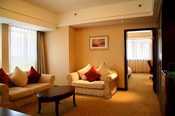 Ramada Plaza Peace Shanghai