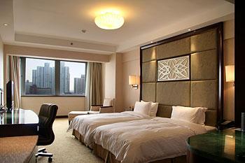 Ramada Plaza Peace Shanghai