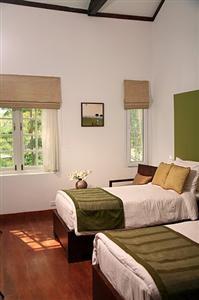 Old Lighthouse Bristow Hotel