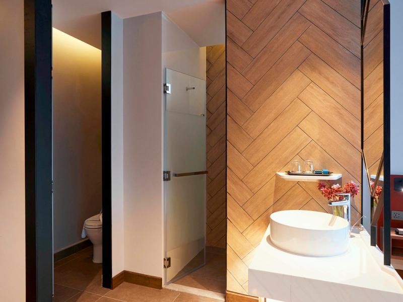 Centara Life Hotel Bangkok Phra Nakhon 