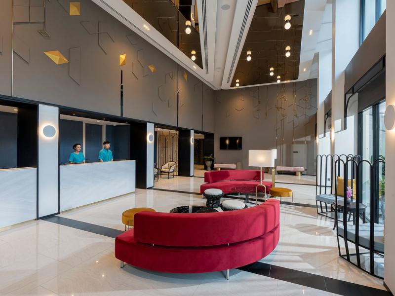 Centara Life Hotel Bangkok Phra Nakhon 