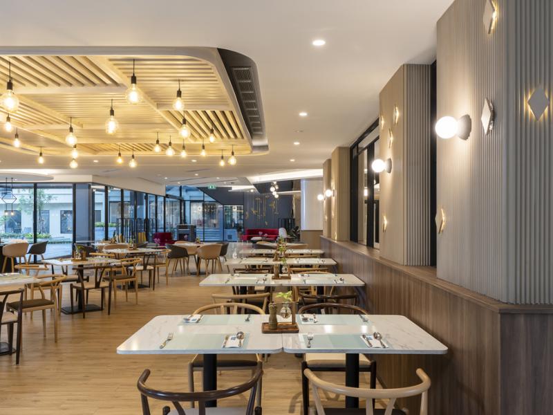 Centara Life Hotel Bangkok Phra Nakhon 