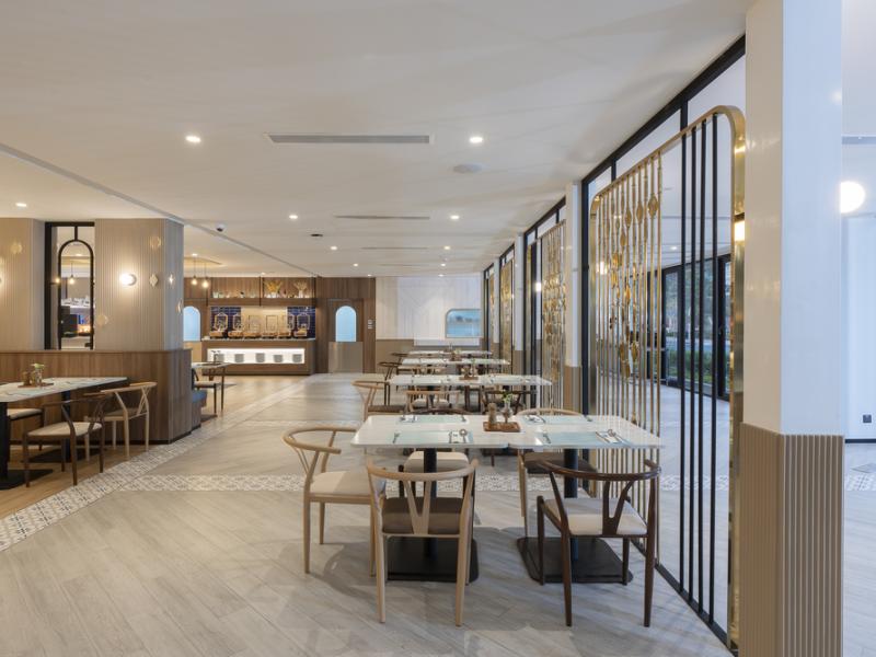 Centara Life Hotel Bangkok Phra Nakhon 