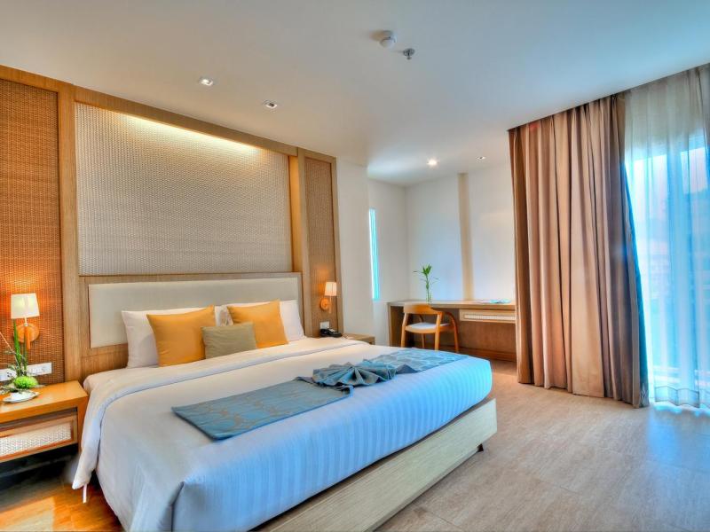 The Ashlee Plaza Patong Hotel & Spa