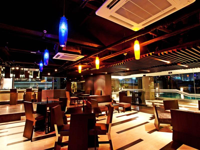 Golden Tulip Mandison Suites