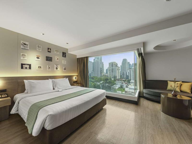 Golden Tulip Mandison Suites