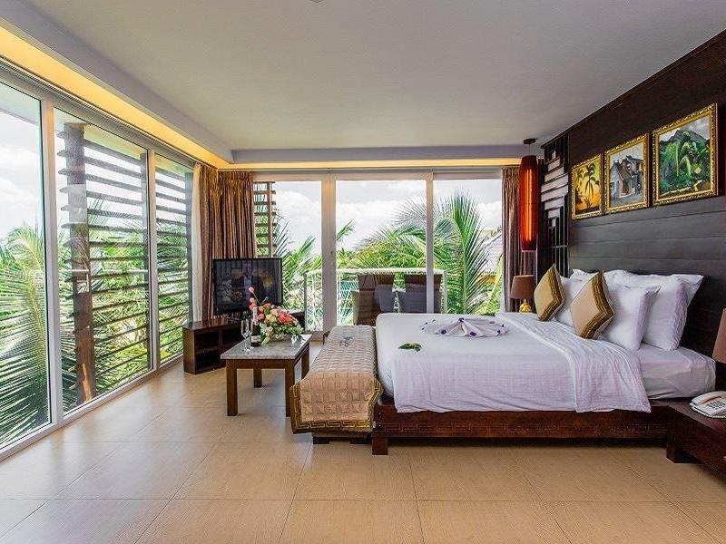 Villa Del Sol Beach Resort & Spa