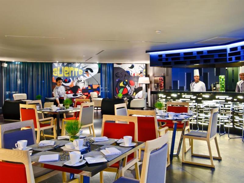 Park Plaza Bangkok Soi 18