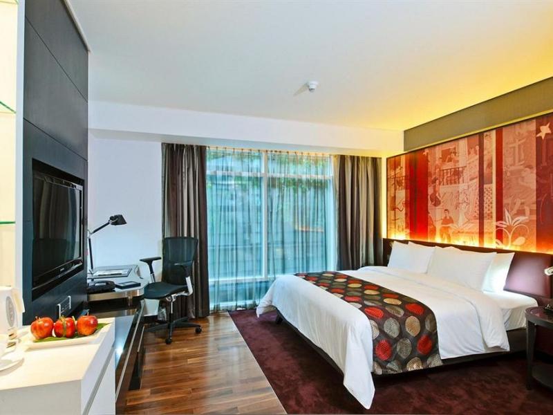 Park Plaza Bangkok Soi 18
