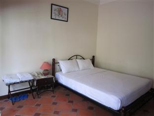 Sunshine Beach Resort