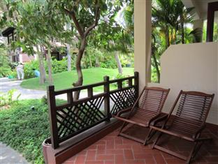 Sunshine Beach Resort