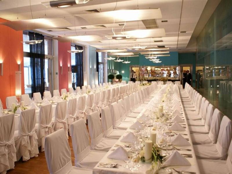 Holiday Inn Congress Centre