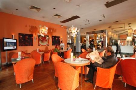 Holiday Inn Congress Centre