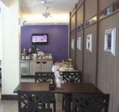 Sawasdee Sukhumvit Soi 8