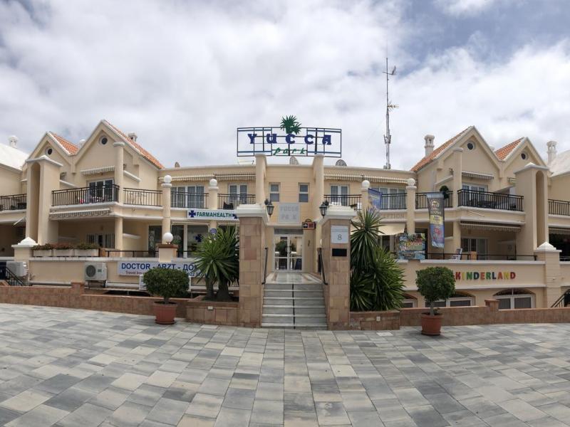 Yucca Park ApartHotel