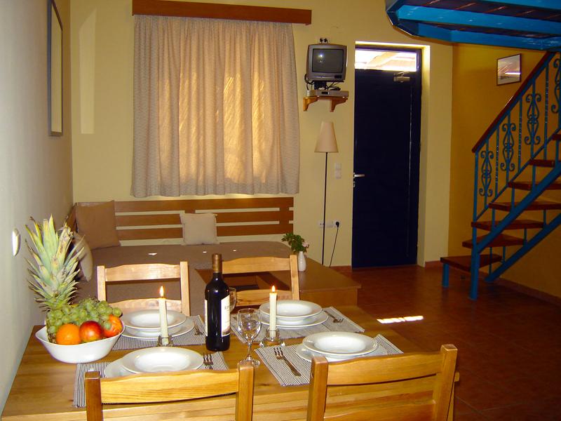 Paraktio Beach Apartments