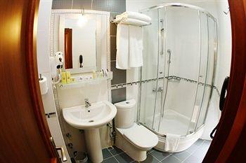 Elfida Suites