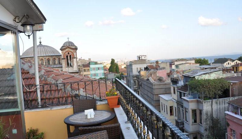 Elfida Suites