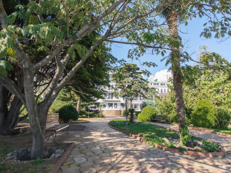 Riviera Sunrise Resort & Spa