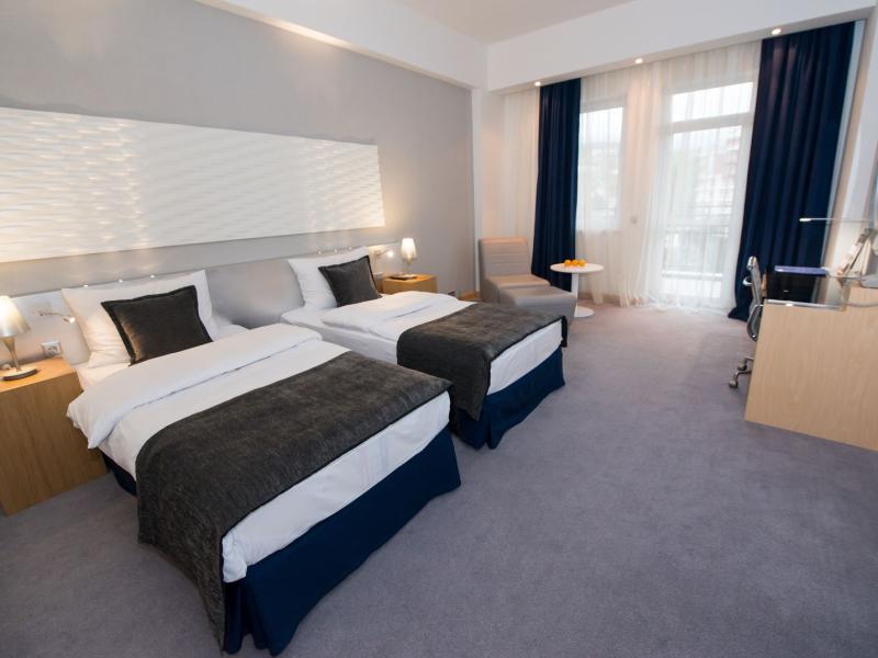 Riviera Sunrise Resort & Spa