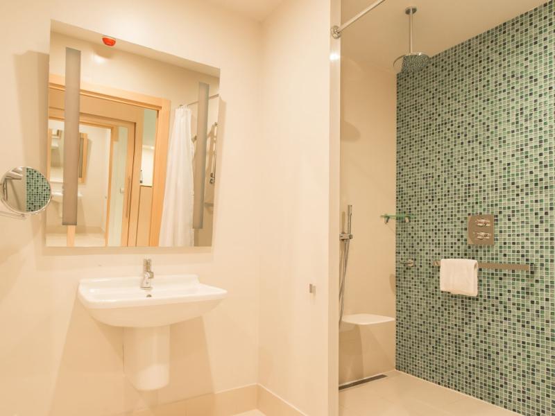 Riviera Sunrise Resort & Spa