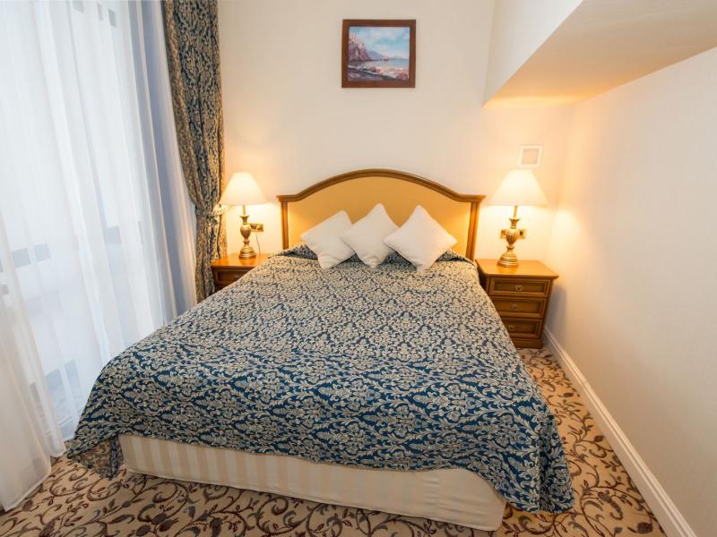 Riviera Sunrise Resort & Spa