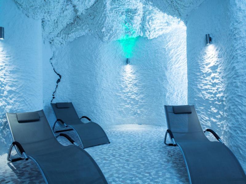 Riviera Sunrise Resort & Spa