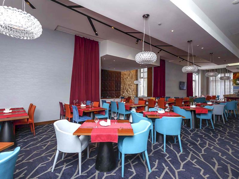 Riviera Sunrise Resort & Spa