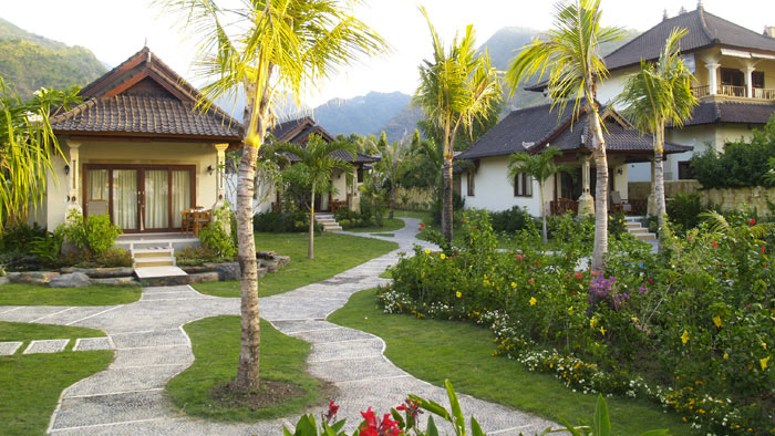 Arya Amed Beach Resort