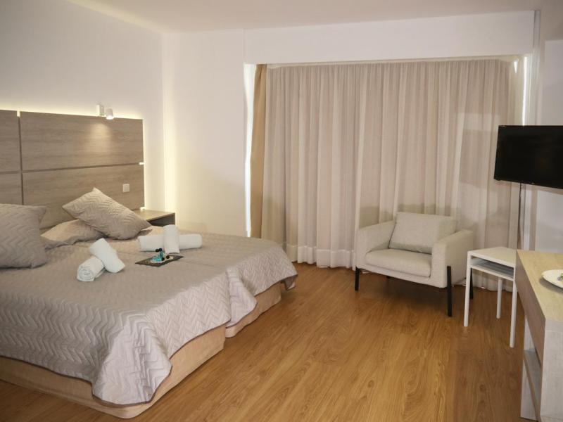 Pier Beach Hotel Apartments