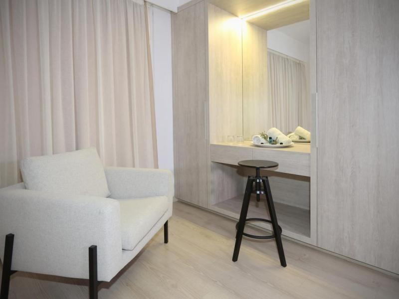 Pier Beach Hotel Apartments