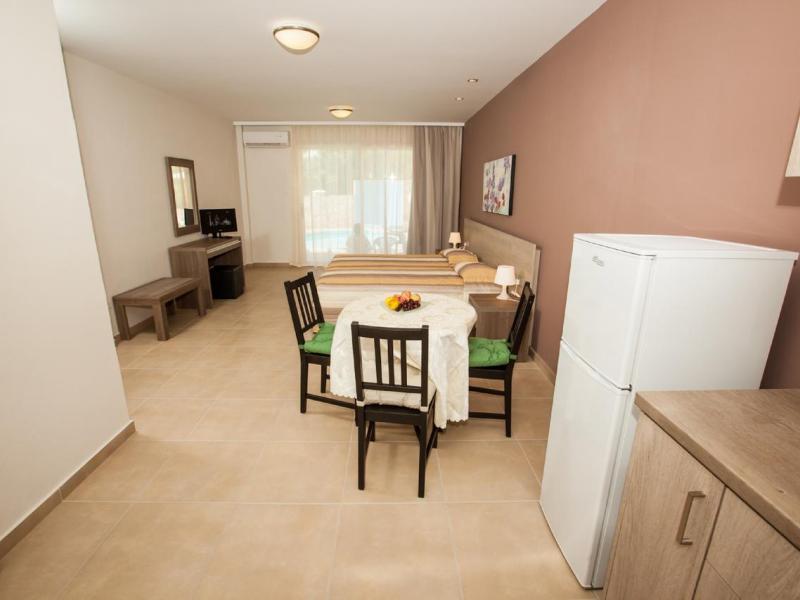 Crystallo Apartments