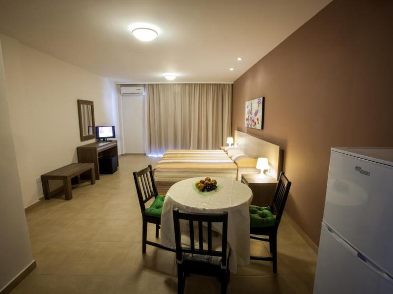 Crystallo Apartments