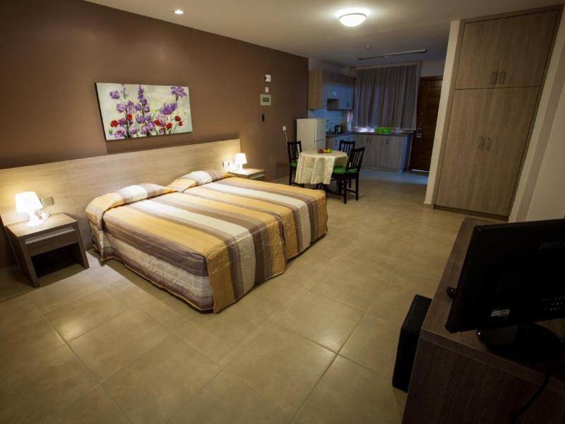 Crystallo Apartments