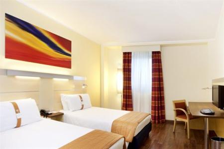 Holiday Inn Express Milan Malpensa Airport Somma Lombardo