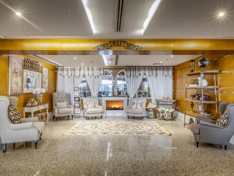 Golden Sands 10 Hotel Apartments