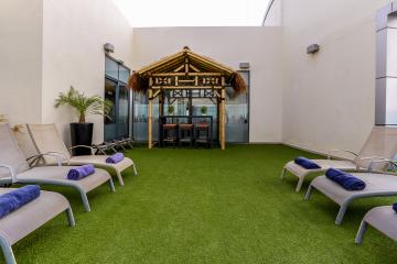 Отель First Central Hotel Suites ОАЭ, Аль Барша, фото 32