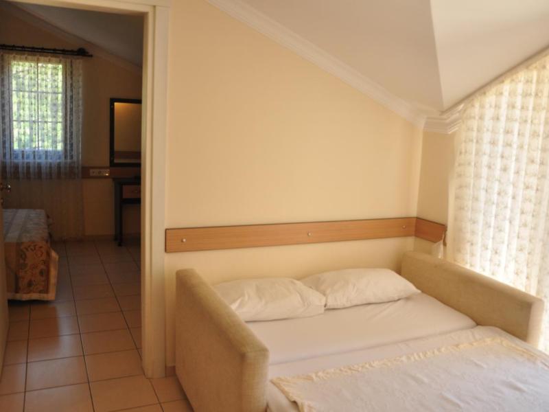 Telmessos Neva Hotel