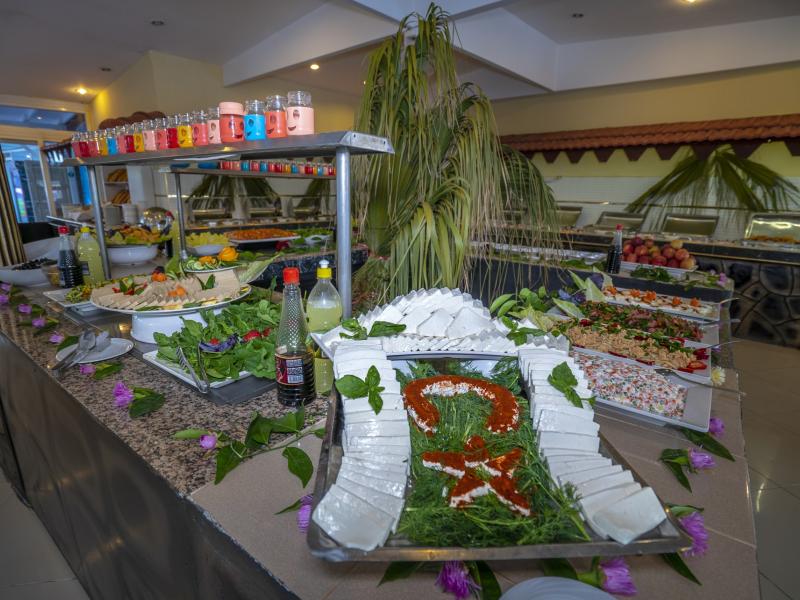 Aperion Beach Hotel
