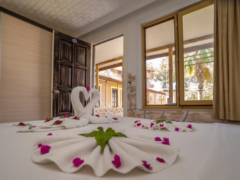 Aperion Beach Hotel