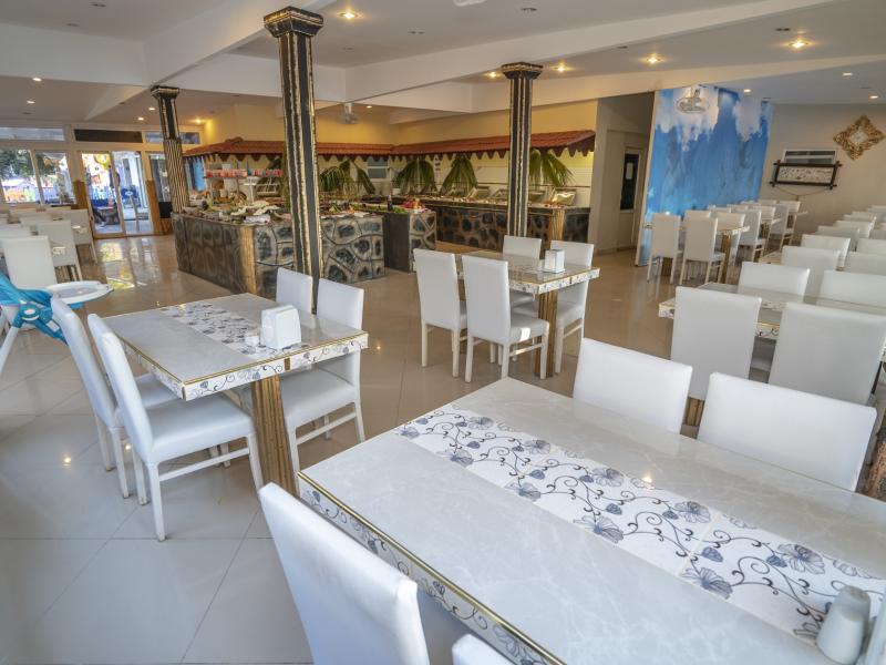 Aperion Beach Hotel