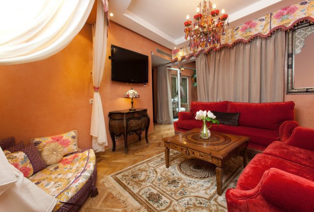 Art Palace Suites & Spa