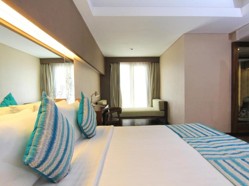 Grand Ixora Kuta Resort