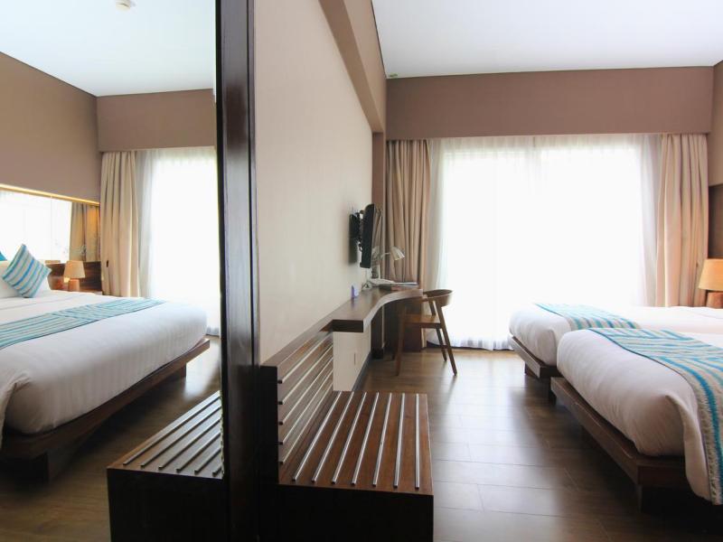 Grand Ixora Kuta Resort