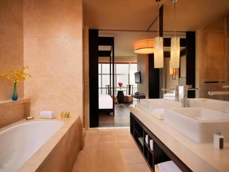 Jumeirah Himalayas Hotel Shanghai