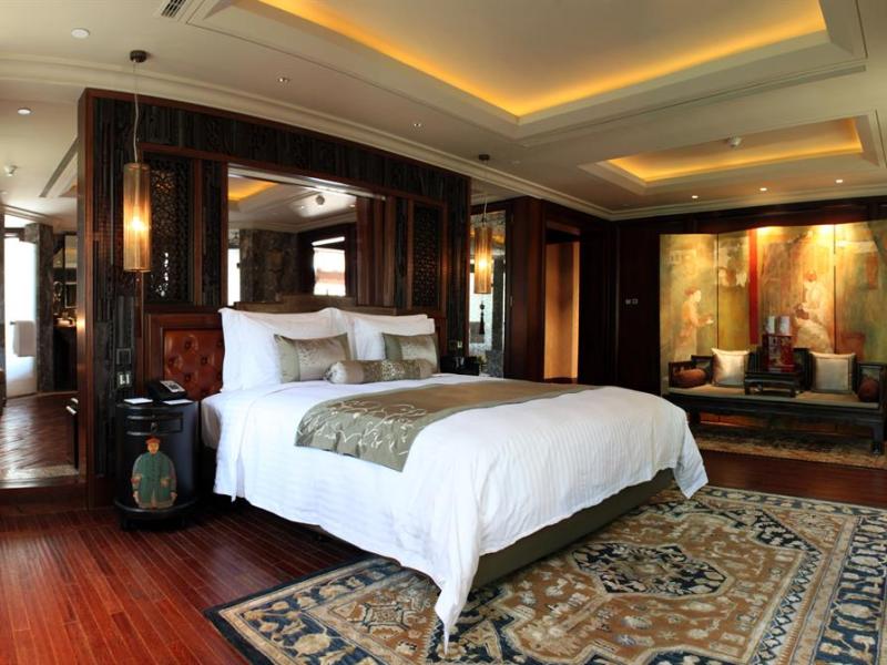 Intercontinental Shanghai Expo Hotel