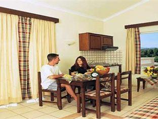 Caretta Beach Hotel Apartments