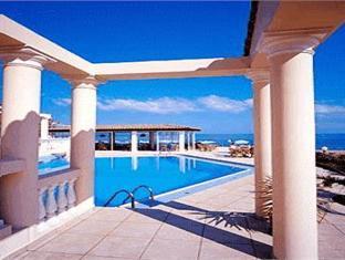 Caretta Beach Hotel Apartments