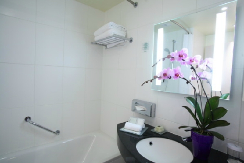 voco Paris - Porte de Clichy, an IHG Hotel